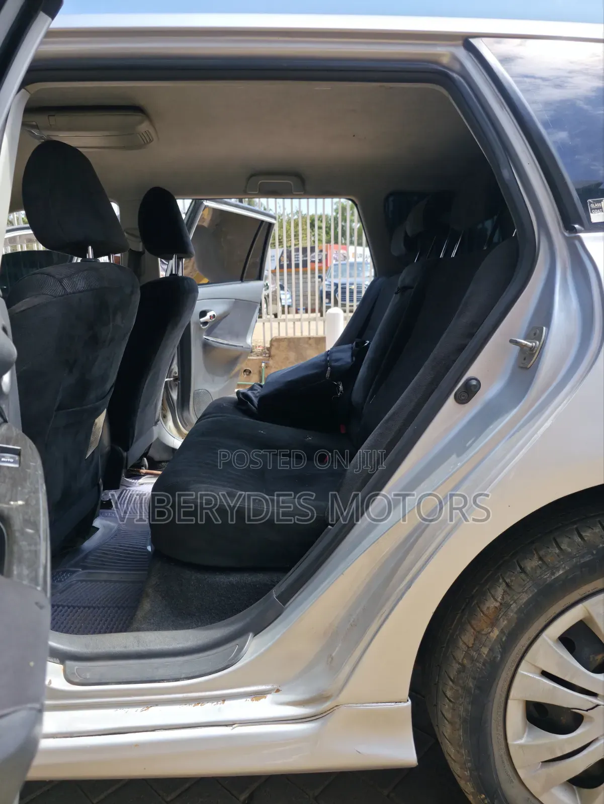 Toyota Corolla Fielder 2009 Silver