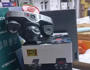 Triple Lens 4G Outdoor CCTV Camera With Night Vision