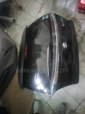 Baleno Tail Gate