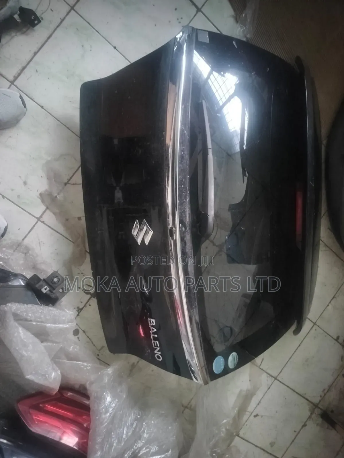 Baleno Tail Gate