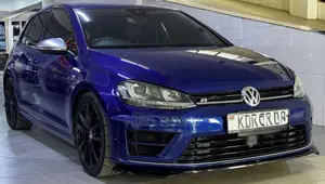 Volkswagen Golf 2016 Blue