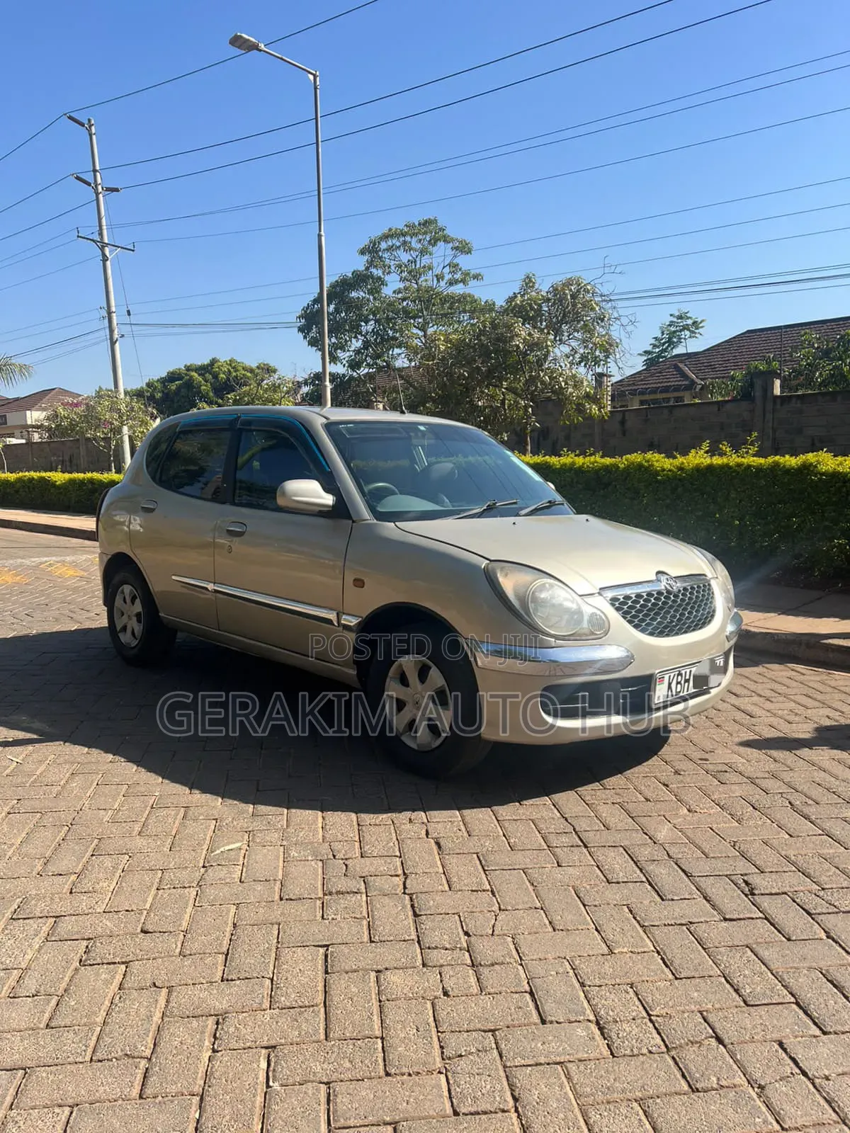 Toyota Duet 2002 Beige