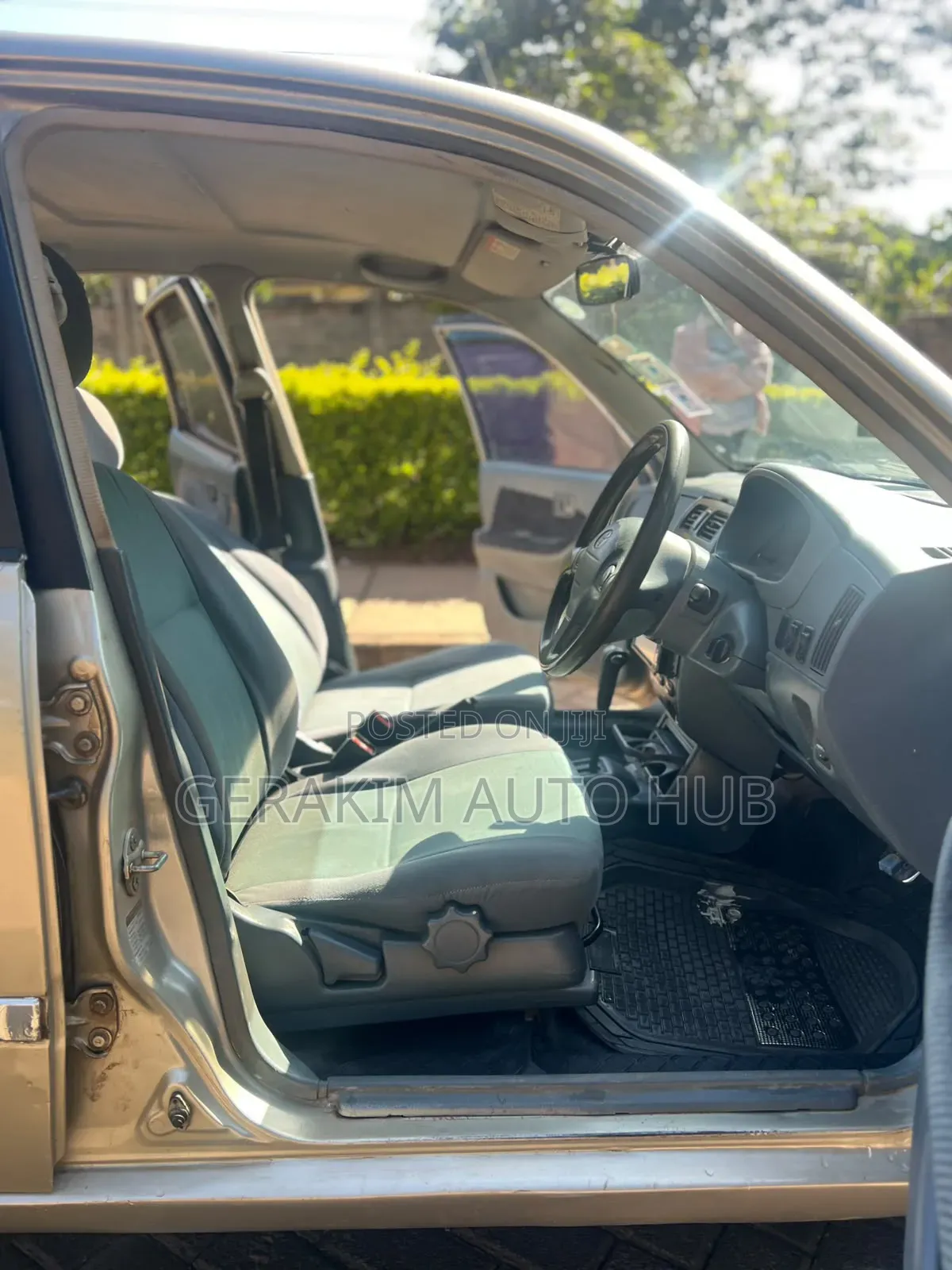 Toyota Duet 2002 Beige