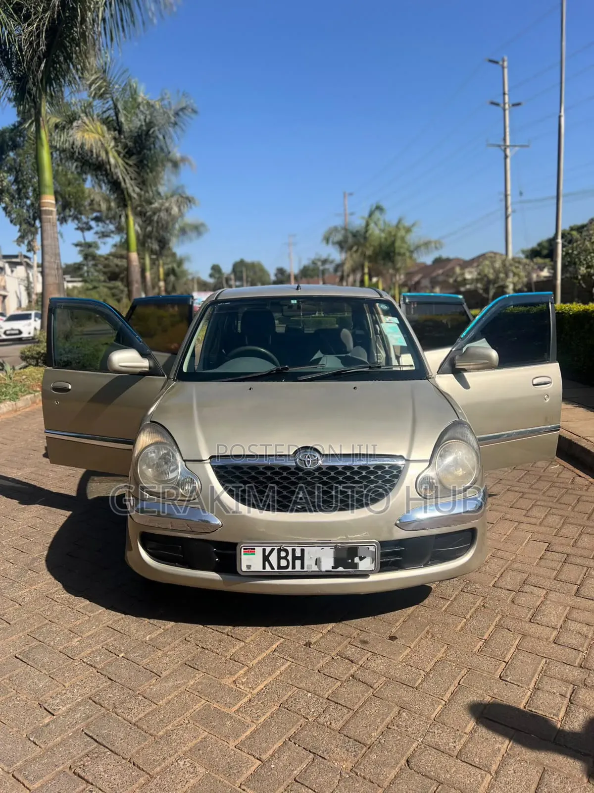 Toyota Duet 2002 Beige