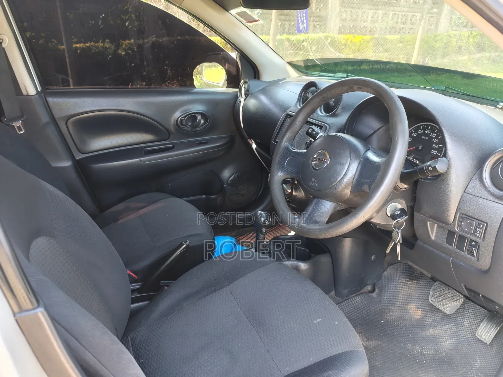 Nissan March 2012 Silver