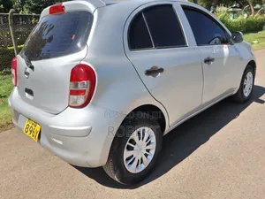 Nissan March 2012 Silver