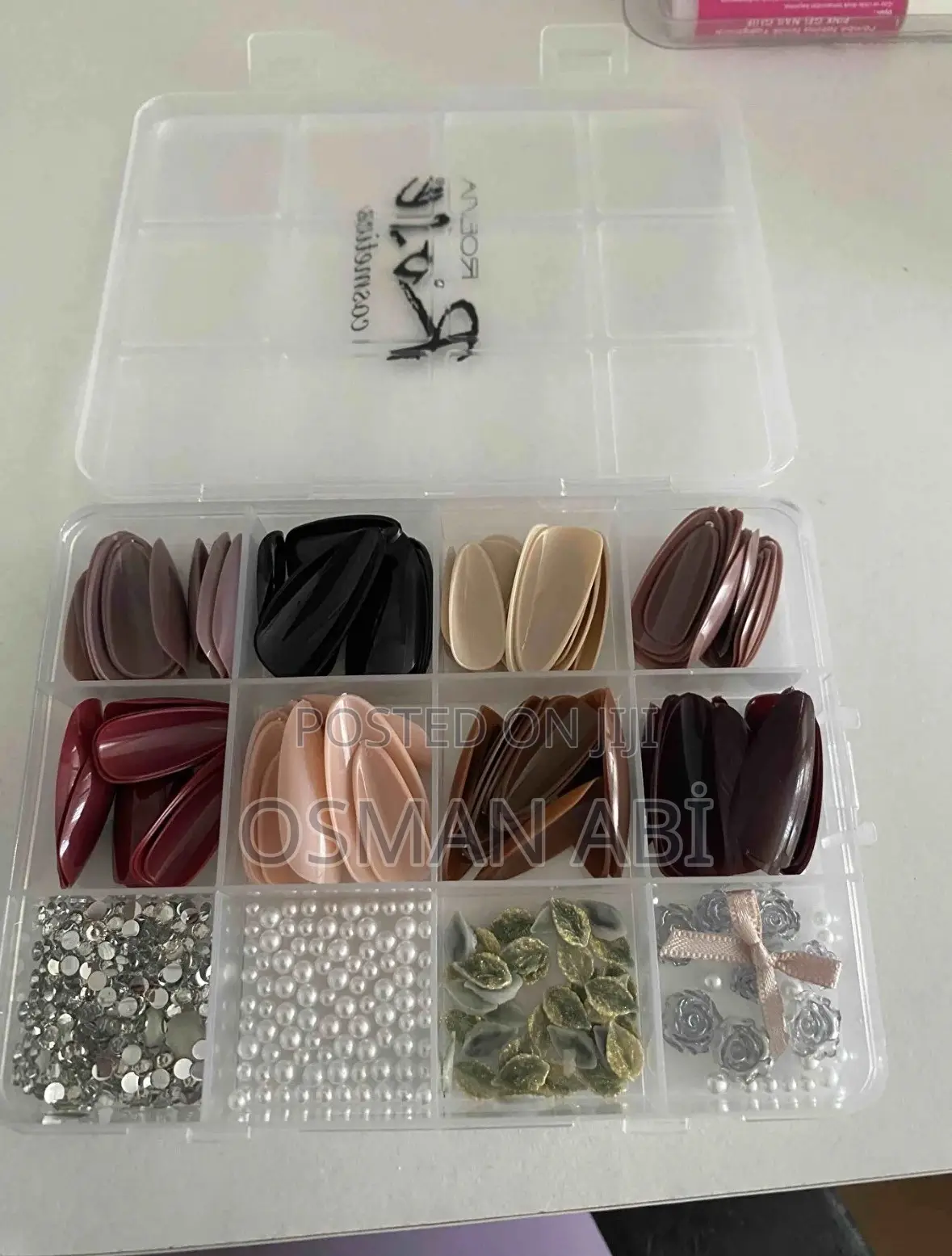 Dami Beauty HÜRNEW 96-Piece Artificial Nail Set