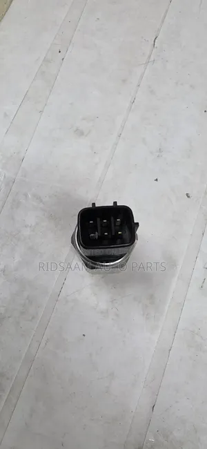 Common Rail Switch Toyota 1kd 6pin