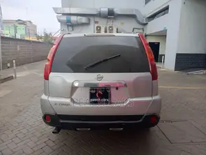 Nissan X-Trail 2009 Silver