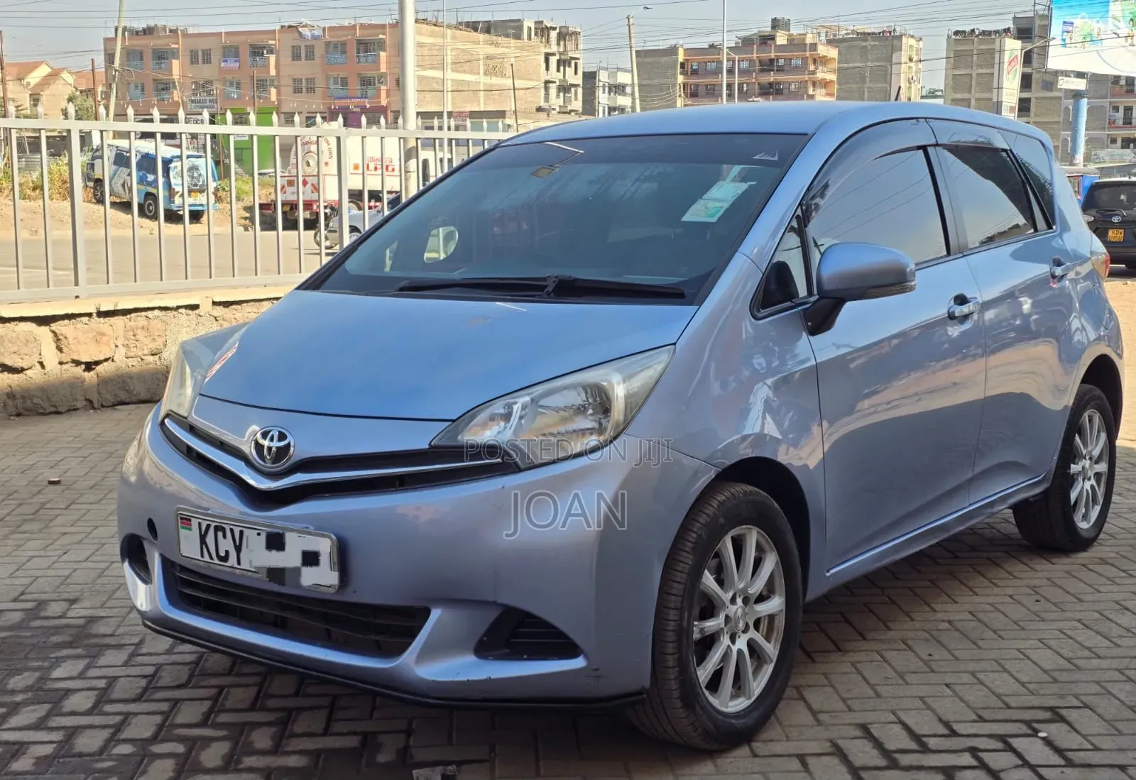 Toyota Ractis 2013 Blue