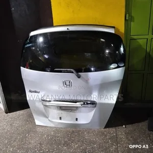 Honda Spike Tailgate, Model 2012. Ex Japan Motor Vehicle Parts