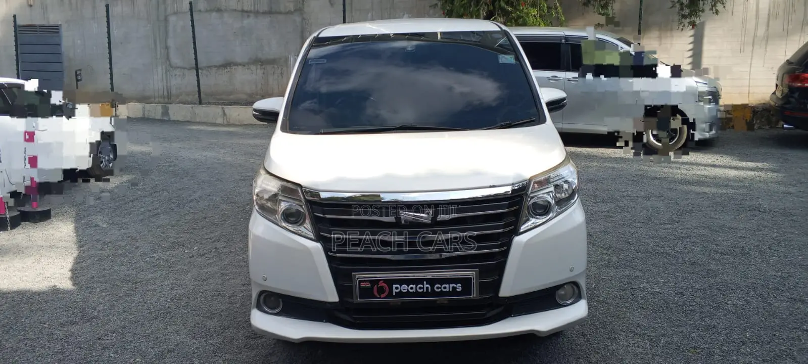 Toyota Noah 2015 White