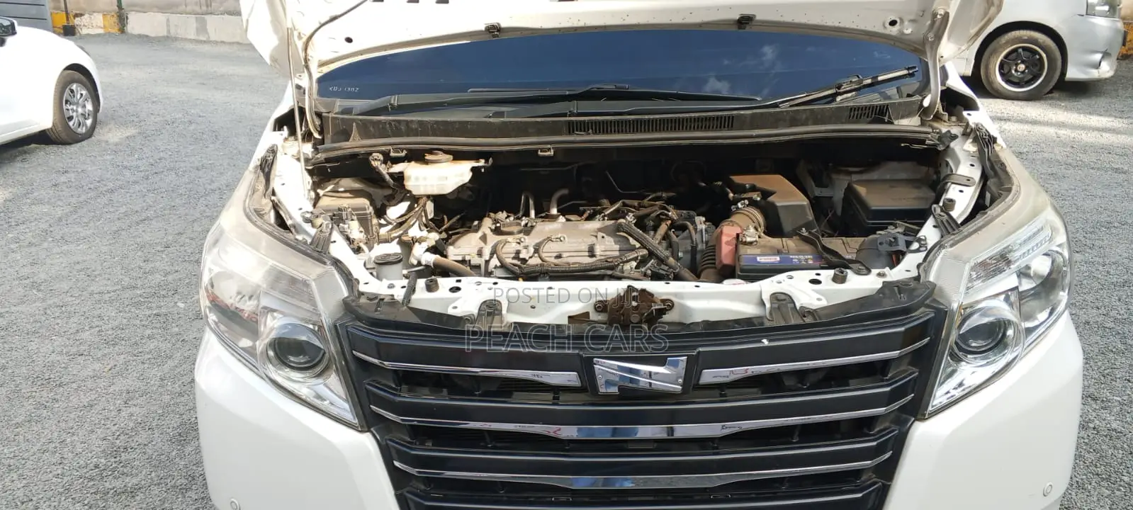 Toyota Noah 2015 White