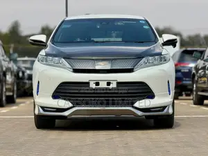 Toyota Harrier 2.0 4WD 2019 White