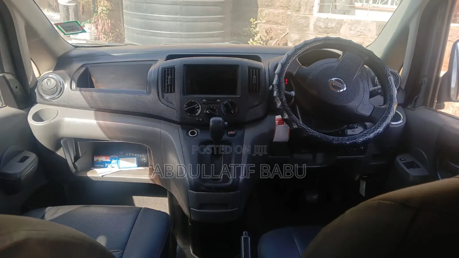 Nissan NV1500 2012 Gray