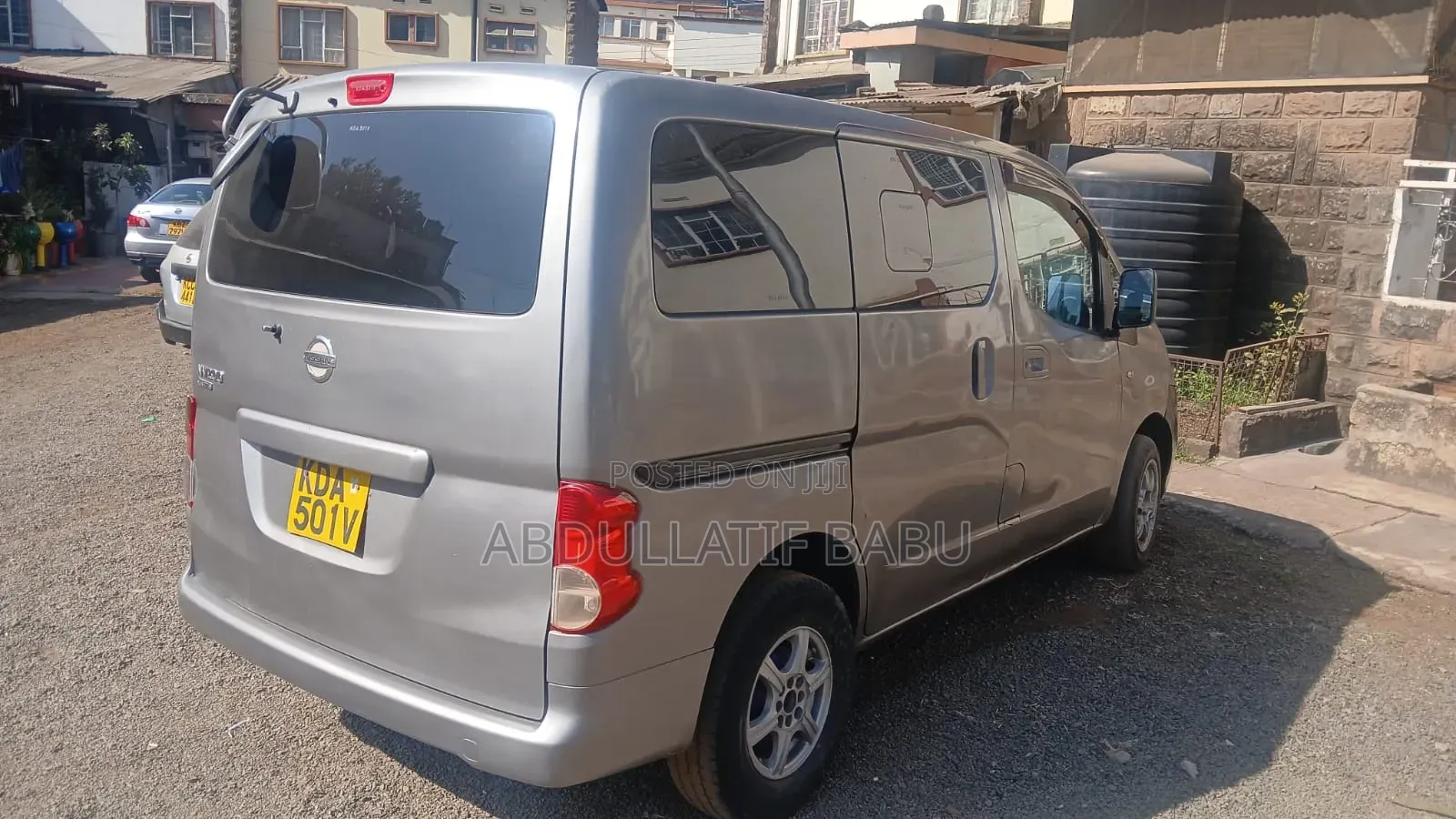 Nissan NV1500 2012 Gray
