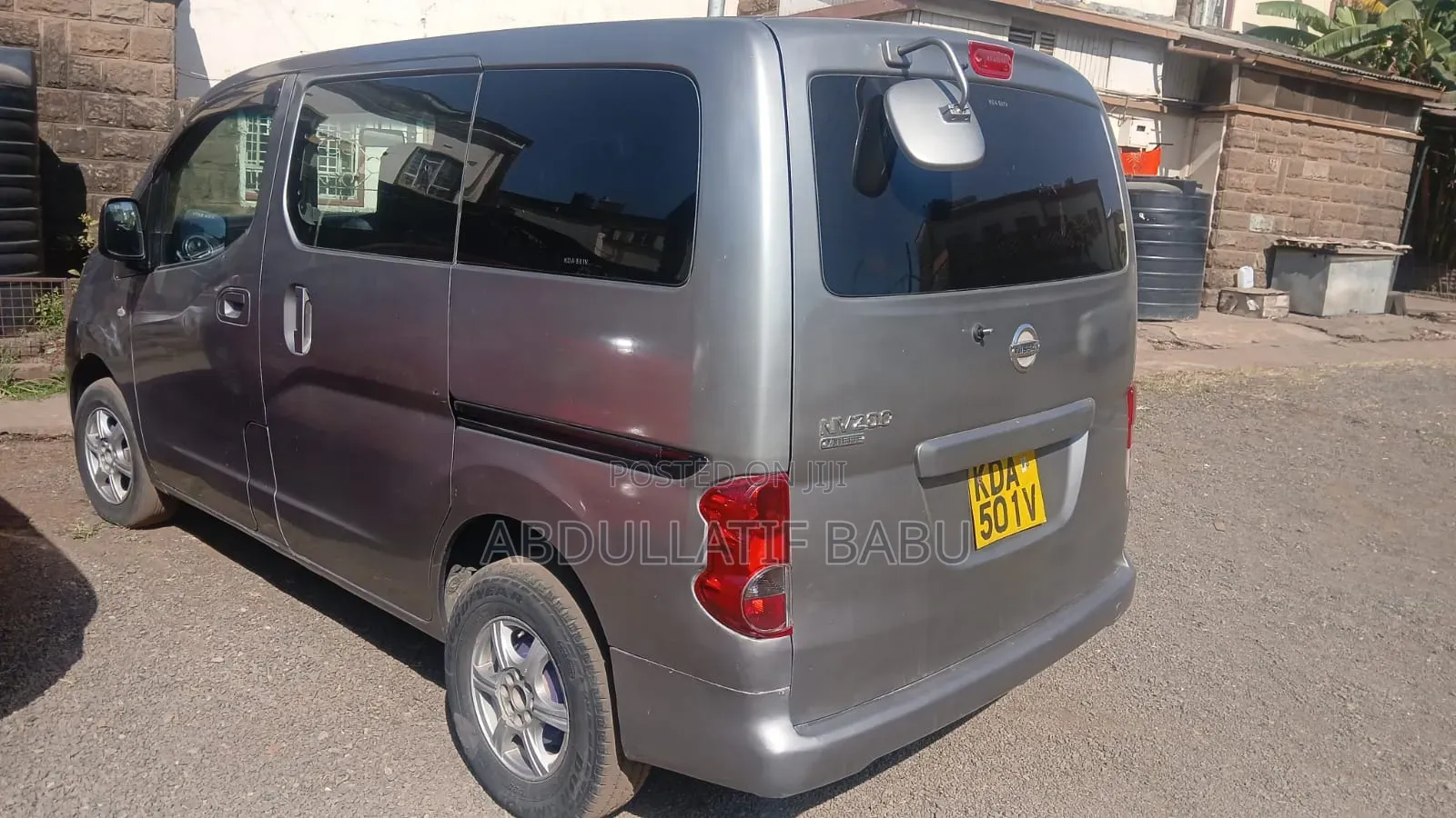 Nissan NV1500 2012 Gray