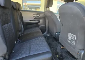 Toyota Wish 2010