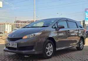 Toyota Wish 2010