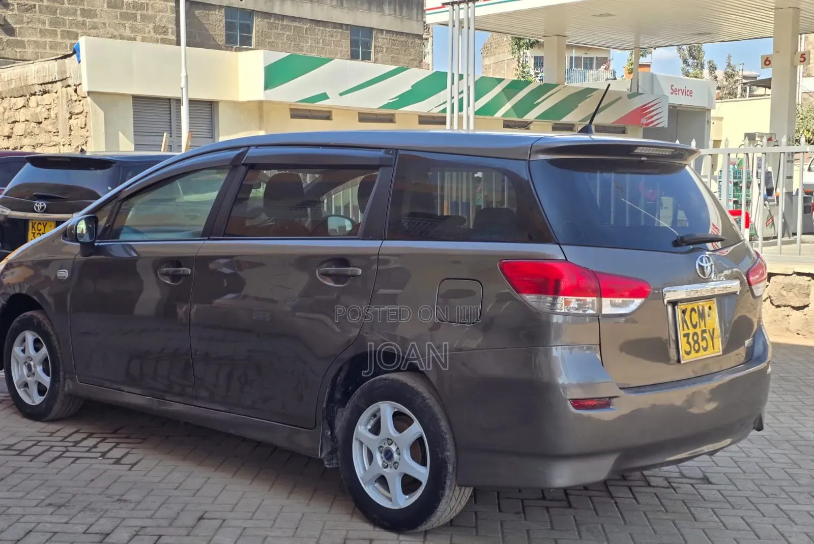 Toyota Wish 2010