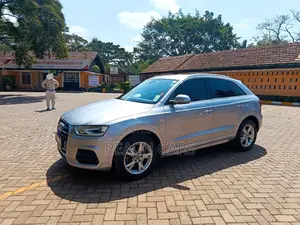 Audi Q3 2016 Silver