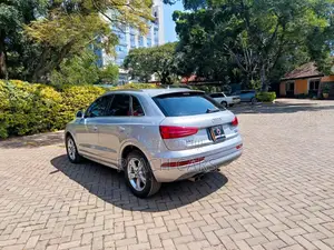 Audi Q3 2016 Silver