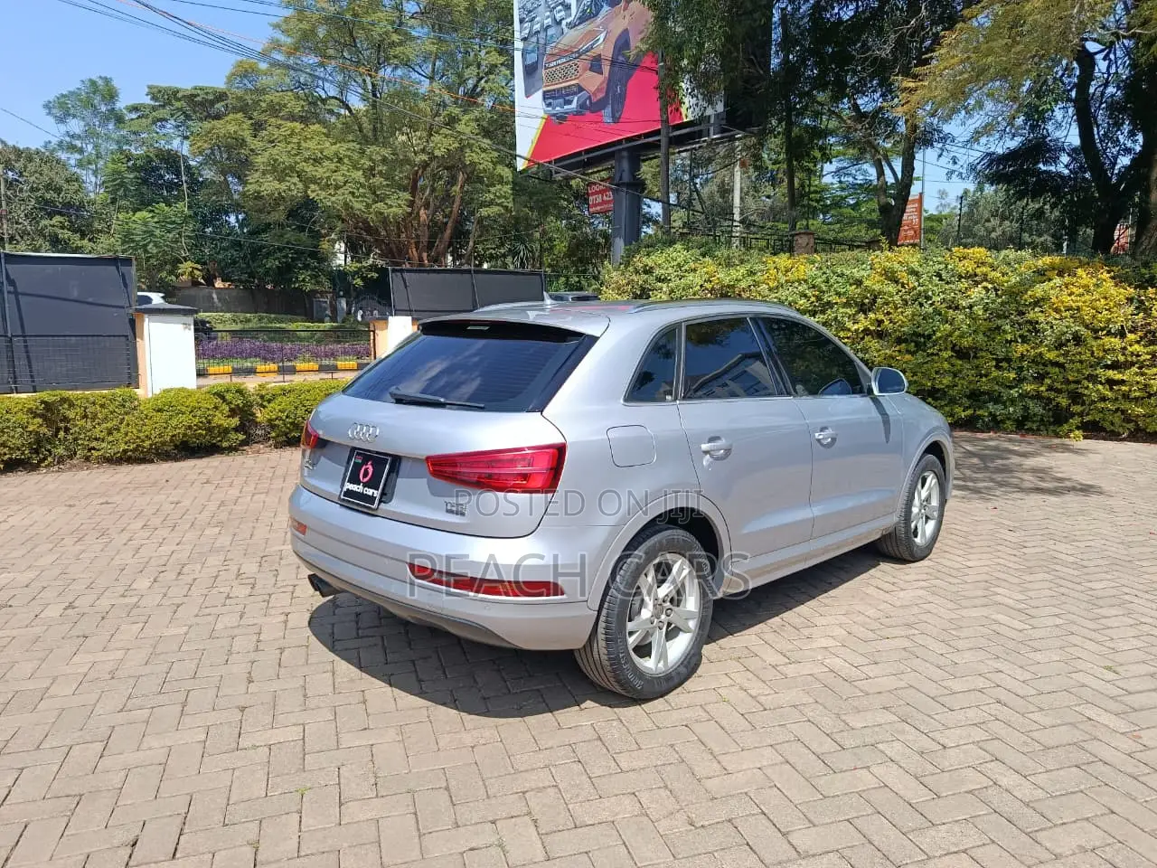 Audi Q3 2016 Silver