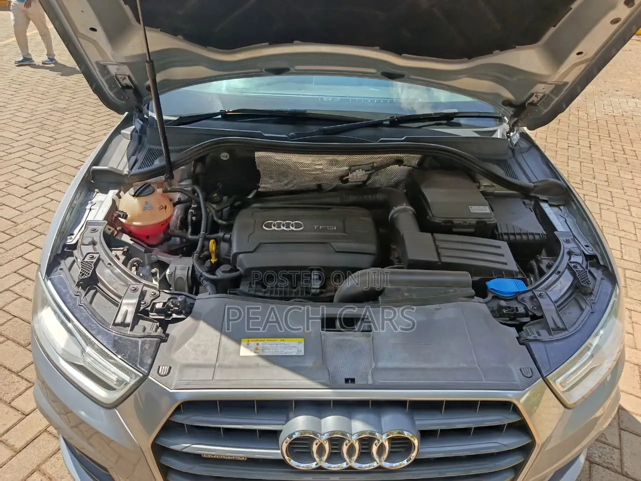 Audi Q3 2016 Silver