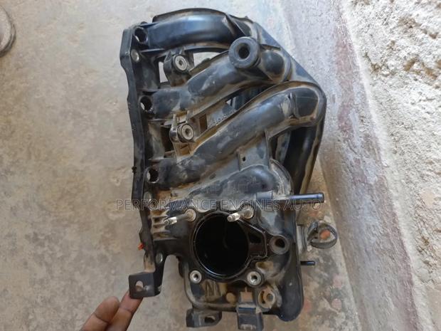 Daihatsu Intake Manifold