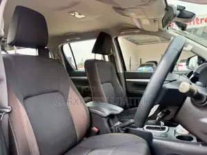 Toyota Hilux 2.4 Diesel 2020 Black