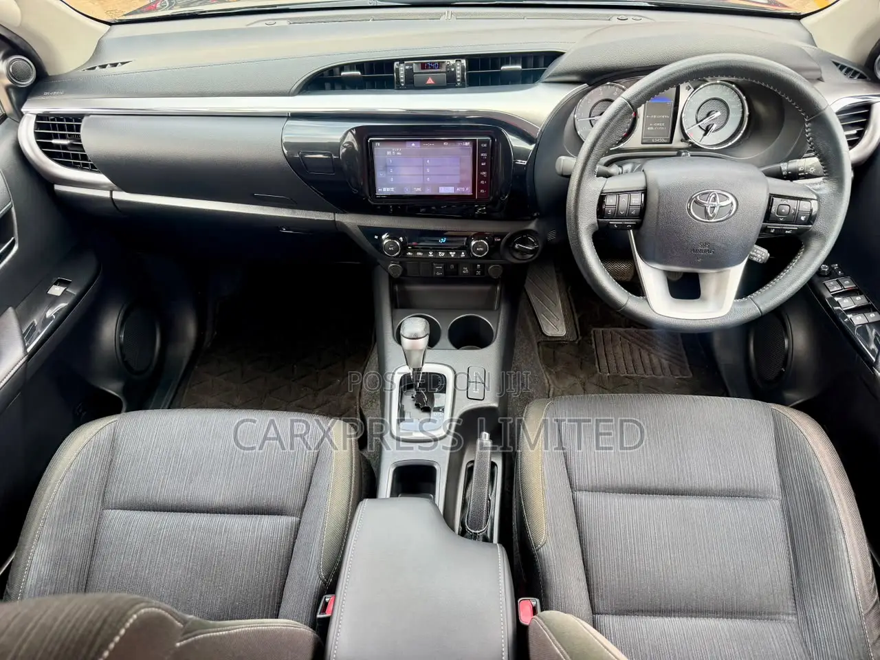 Toyota Hilux 2.4 Diesel 2020 Black