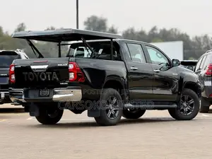 Toyota Hilux 2.4 Diesel 2020 Black