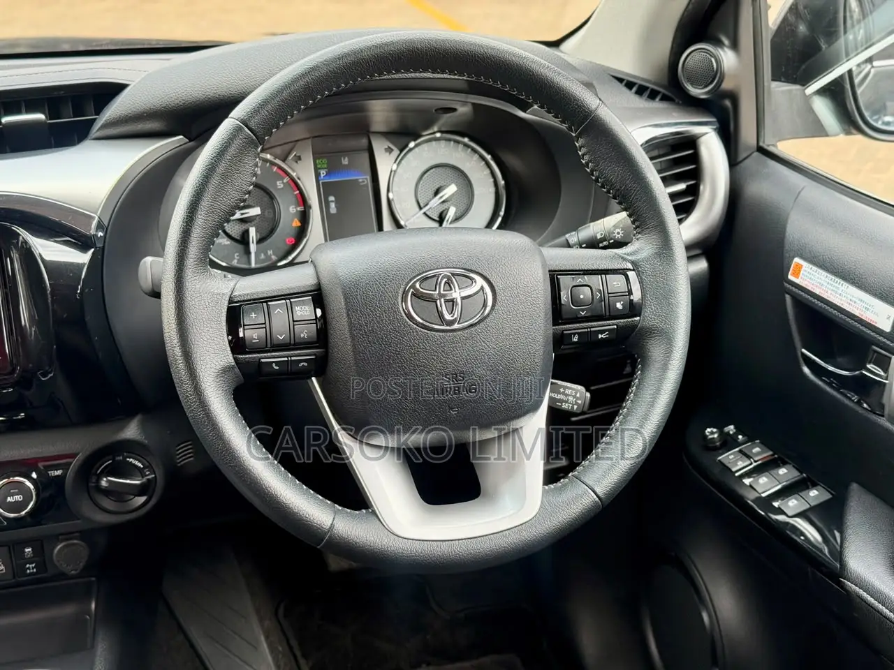 Toyota Hilux 2.4 Diesel 2020 Black