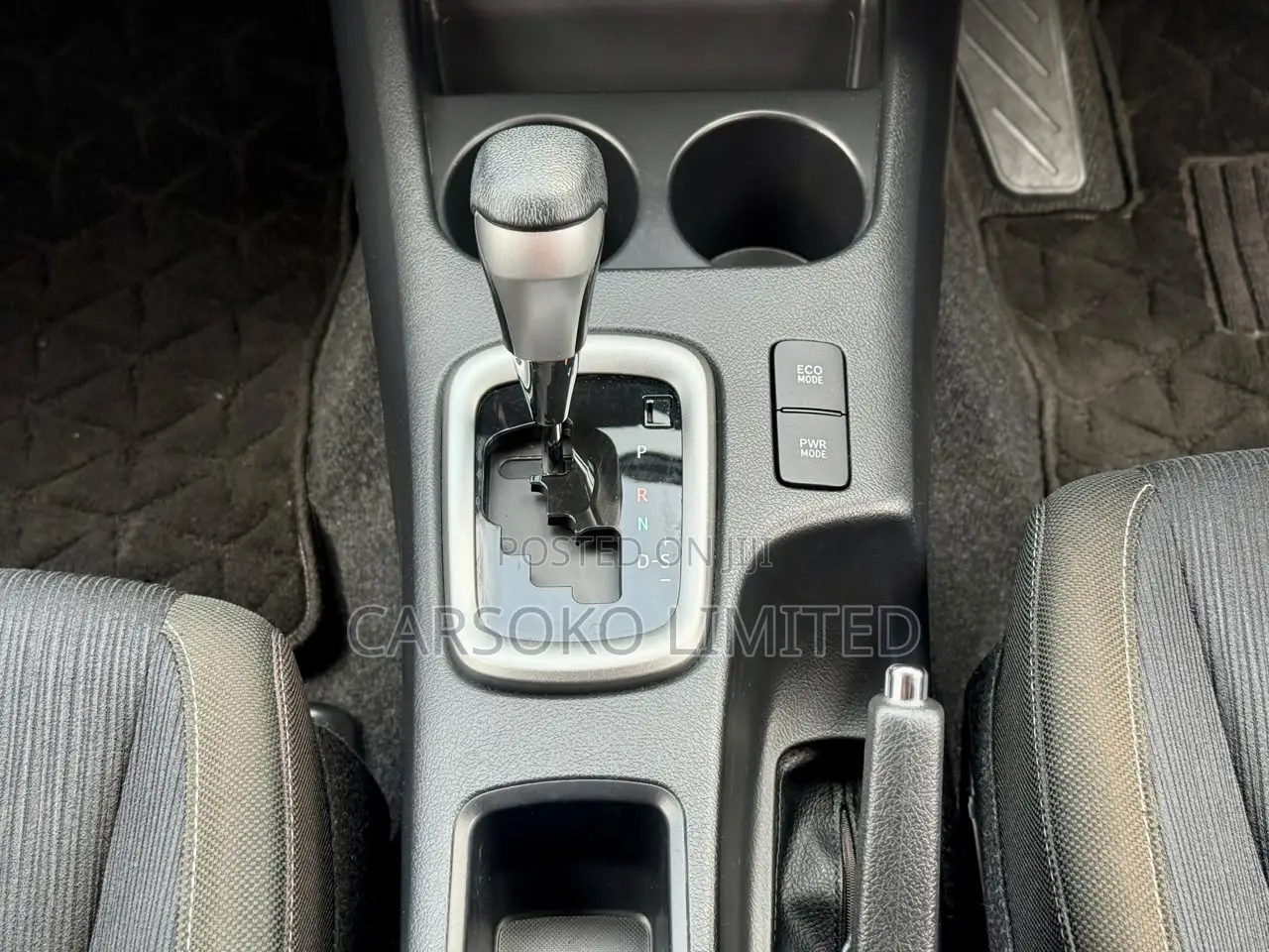 Toyota Hilux 2.4 Diesel 2020 Black