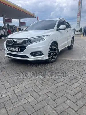 Honda Vezel 2018 White