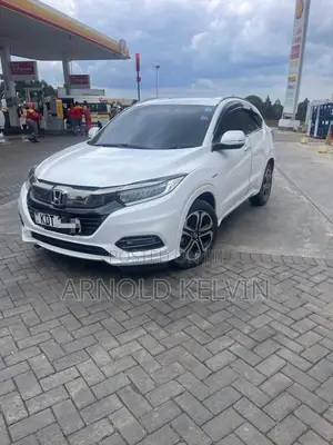 Honda Vezel 2018 White