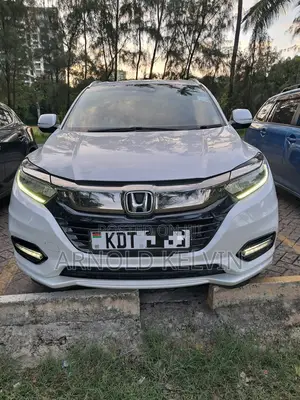 Honda Vezel 2018 White