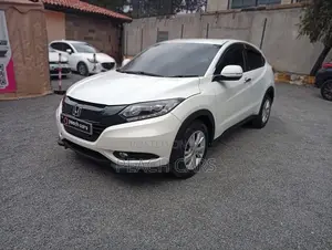 Honda Vezel 2016 White