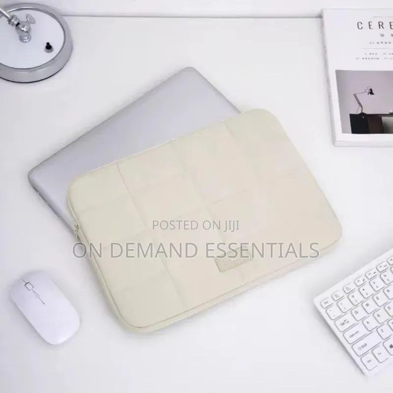 15.6 Inch Shock Proof Quilted Laptop Sleeve Bag