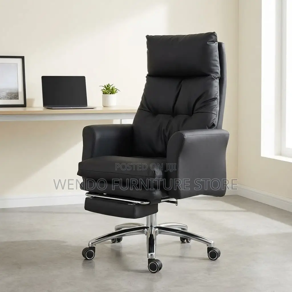 Office Chairs; Executive Leather Heavy Adjustable Office Chairs