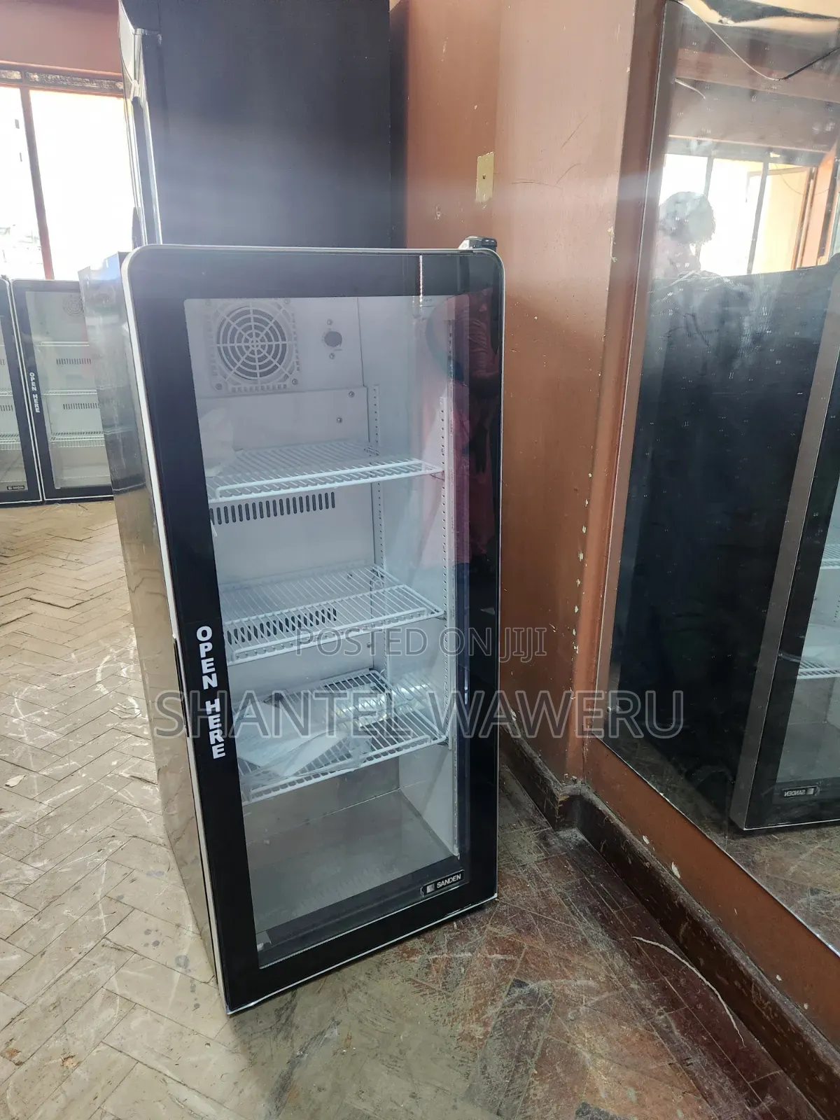 Fridge Mirror Display