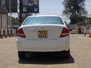 Toyota Axio 2010 White