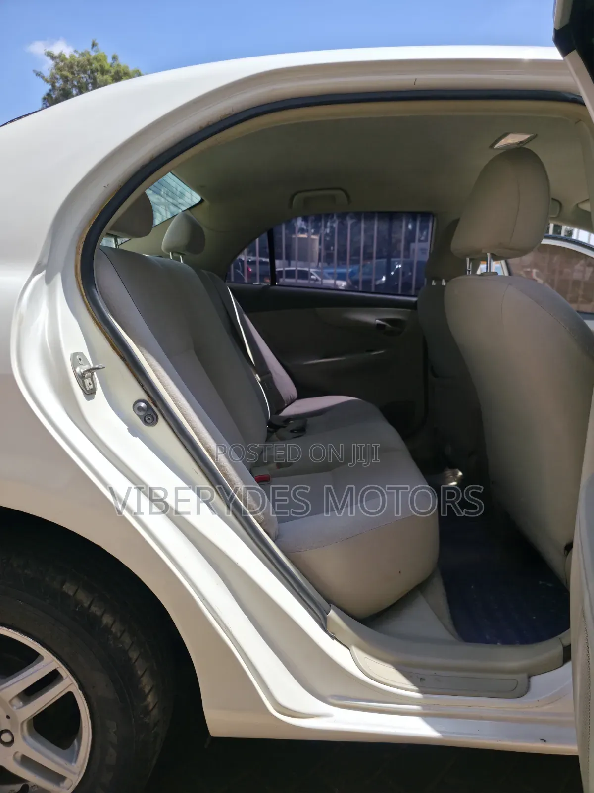 Toyota Axio 2010 White
