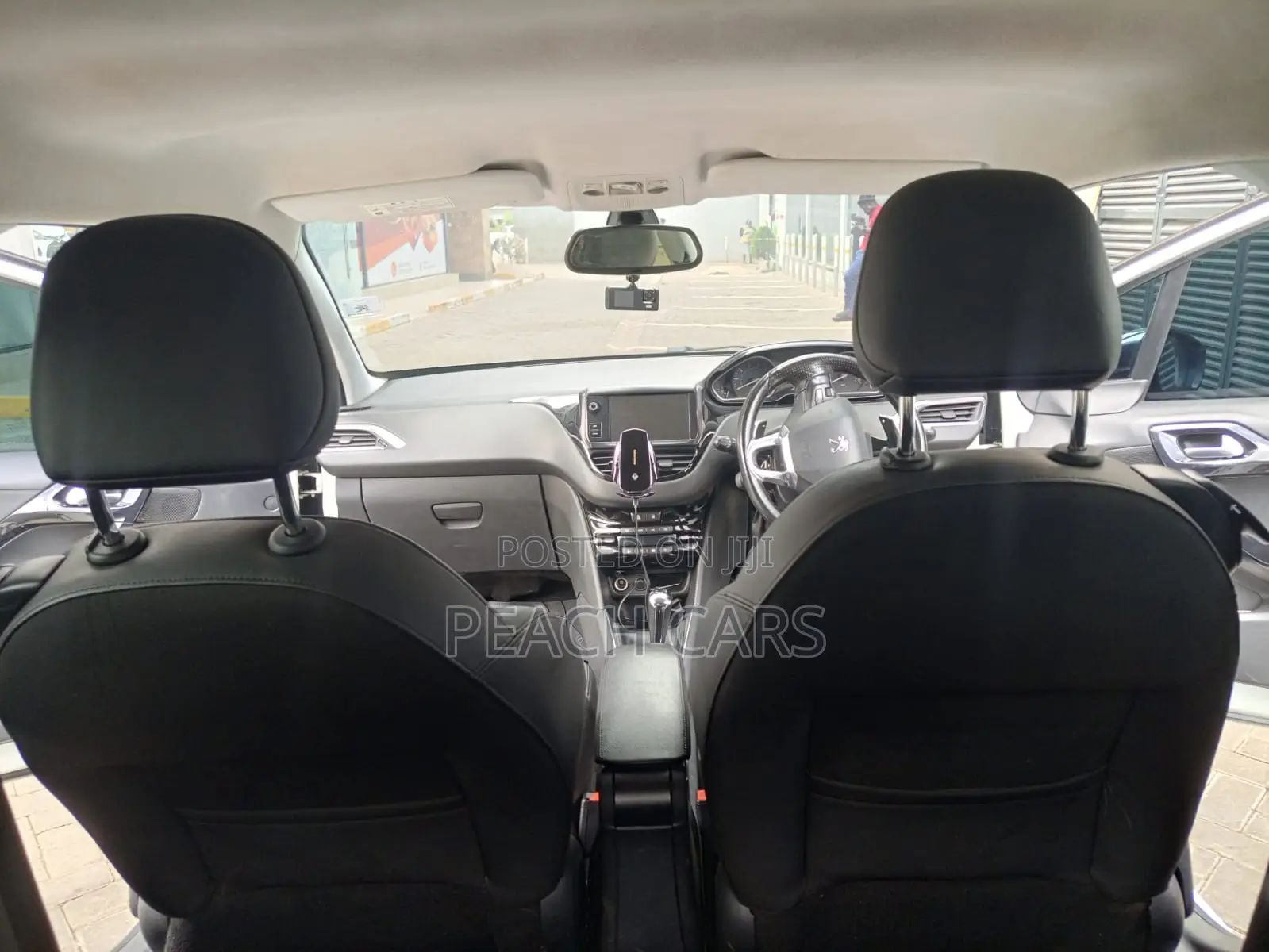 Peugeot 208 2014 White