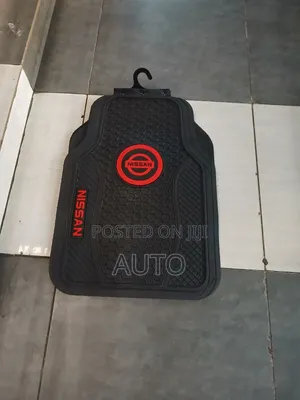 Nissan Car Floor Mats | Branded Premium Floor Mat Set