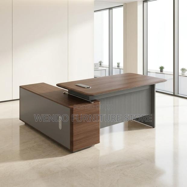 Office Desk : Modern L-Shaped Executive Office Desk