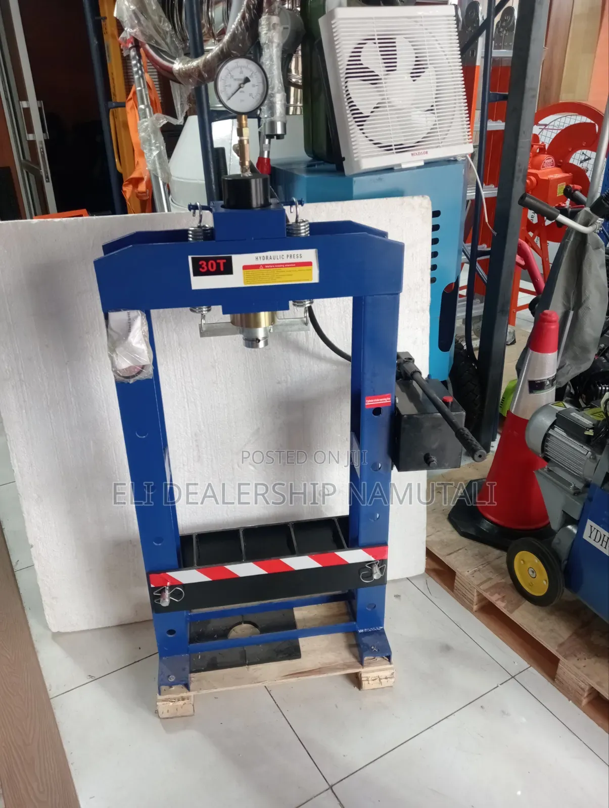 30T Heavy Duty Hydraulic Press for Garage Mechanical Workshop