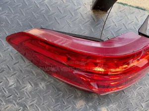 Mercedes 2012 LHS