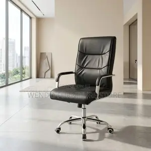 Office Chair : Sleek Black High-Back Executive Leather Office Chair