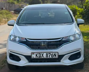 Honda Fit 2018 Off white